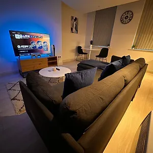  Apartment - Stylish